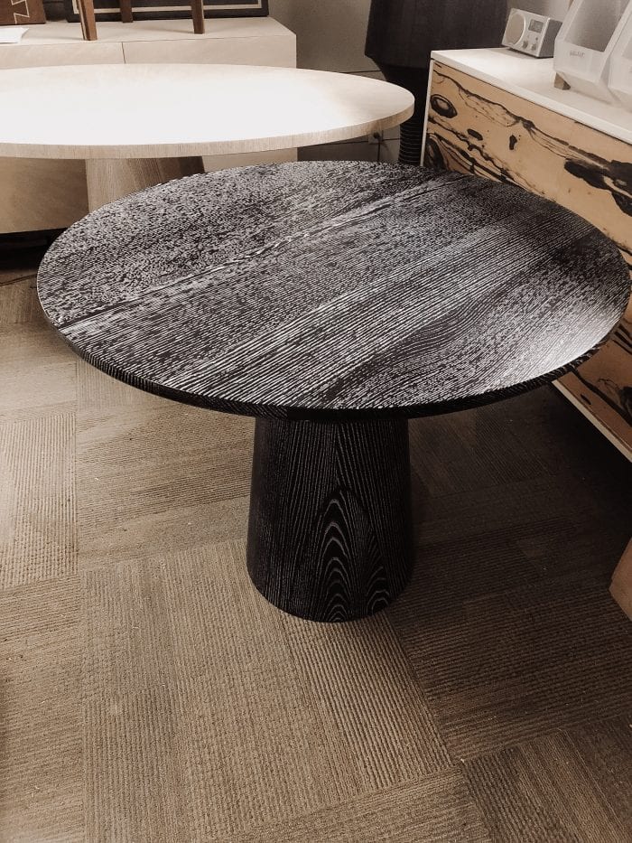 Jet and white combo table