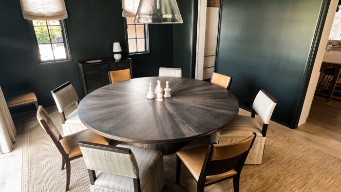 Extra Large Radiate Table